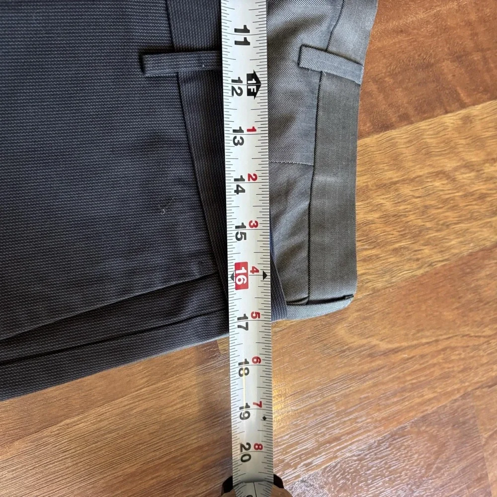 Lot Of 2 Banana Republic Pants Mens 34x34 Gray Modern Slim Herringbone Non Iron
